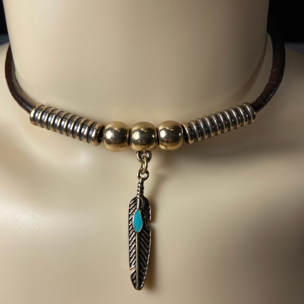 Choker Necklace